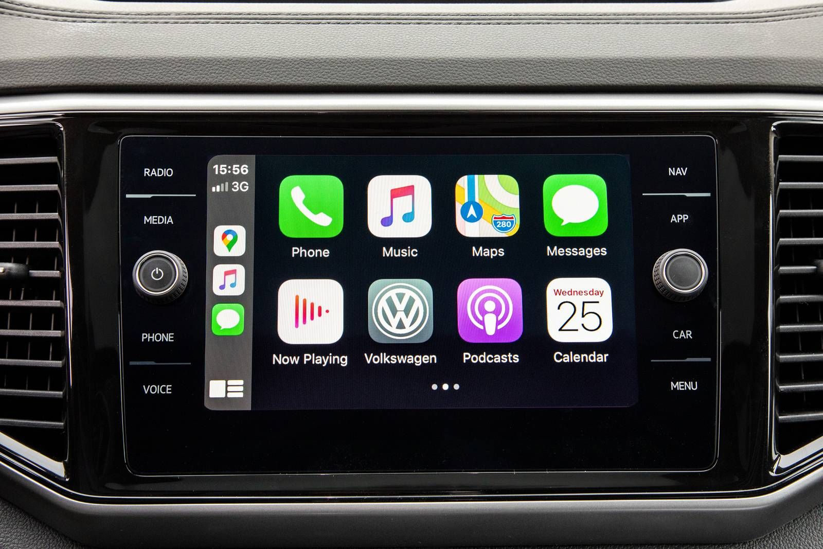 2023 Volkswagen Atlas Technology Features