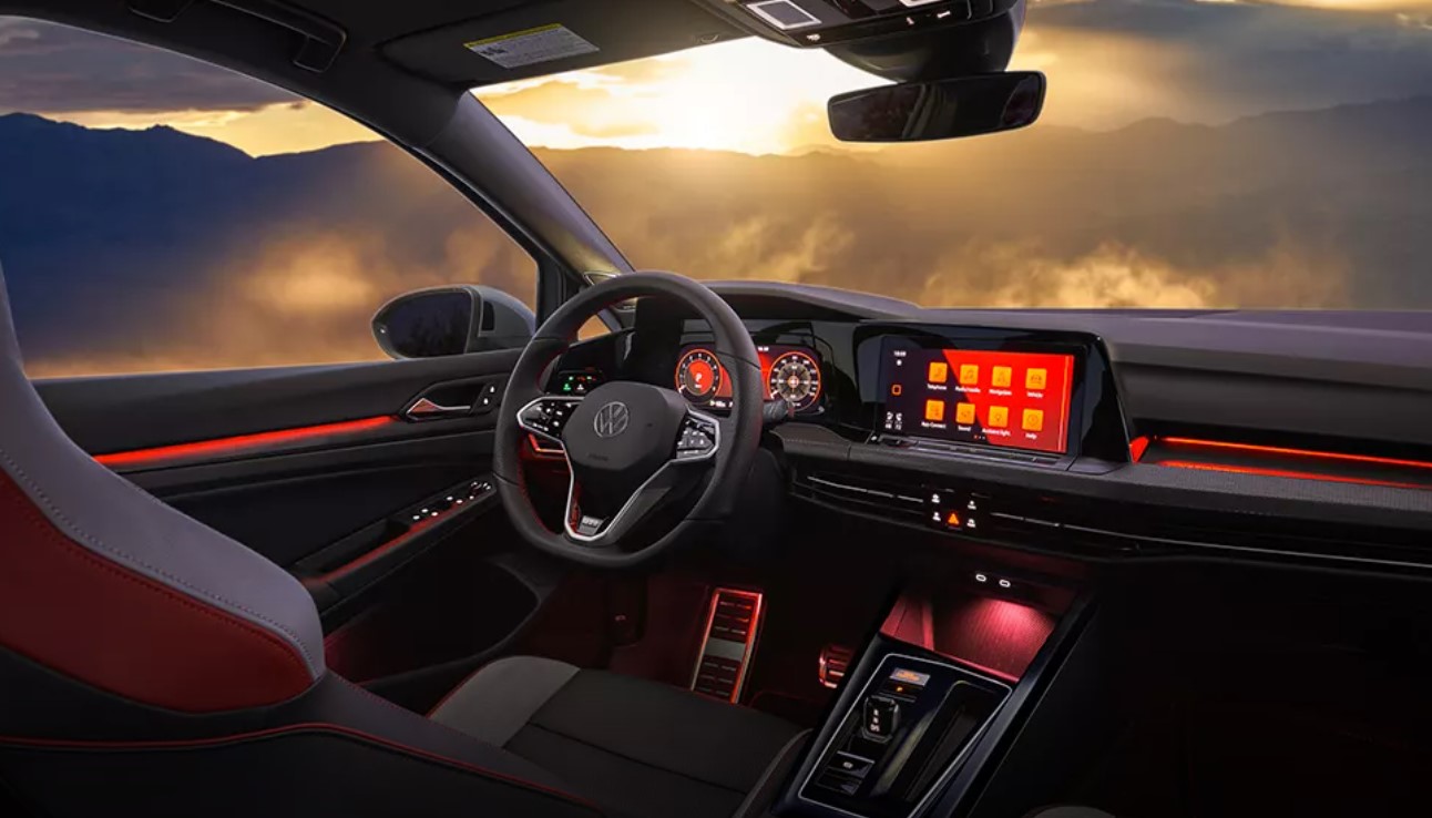 2023 Volkswagen Golf GTI Interior Features