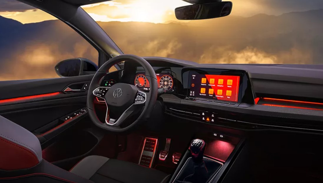 2024 Volkswagen Golf GTI Interior Features